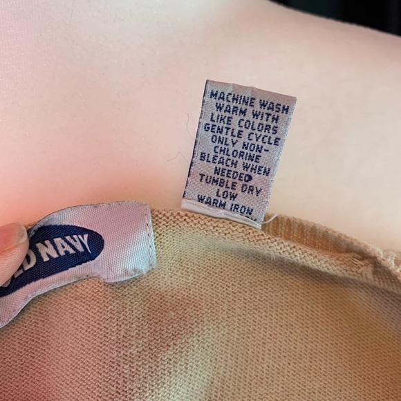 Old Navy tan v-neck sweater size L - Picture 6 of 6